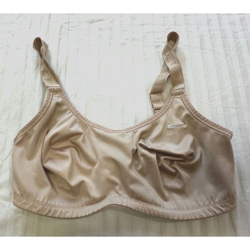 NIKE WOMENS UNDERWIRE BRA SIZE 34D
